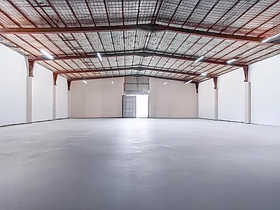 Labour Camp and Warehouse for Sale in Prime Industrial Area