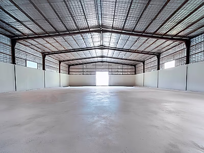 Labour Camp and Warehouse for Sale in Prime Industrial Area