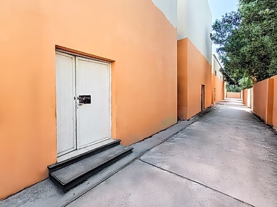 Labour Camp and Warehouse for Sale in Prime Industrial Area