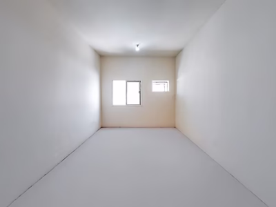 Labour Camp and Warehouse for Sale in Prime Industrial Area