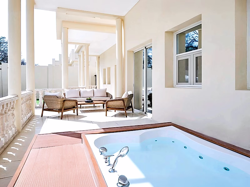 Tradition Meets Comfort | Furnished 3BR Townhouse - Photo 11