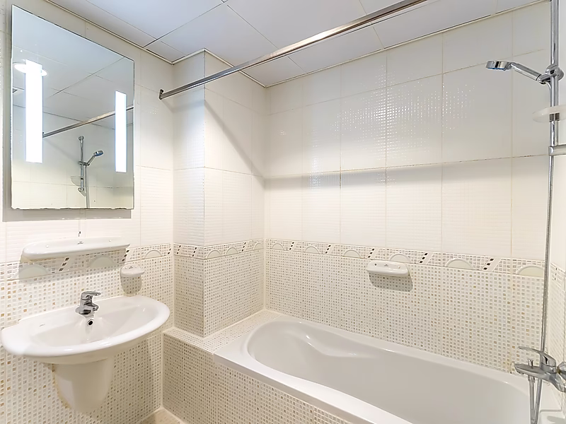 Contemporary Furnished 2-Bedroom Apartment | West Bay - Photo 11