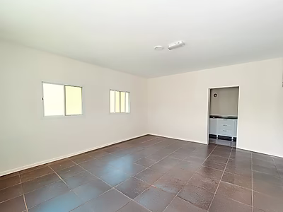 Garage for Rent-Old Industrial Area II BRAND NEW