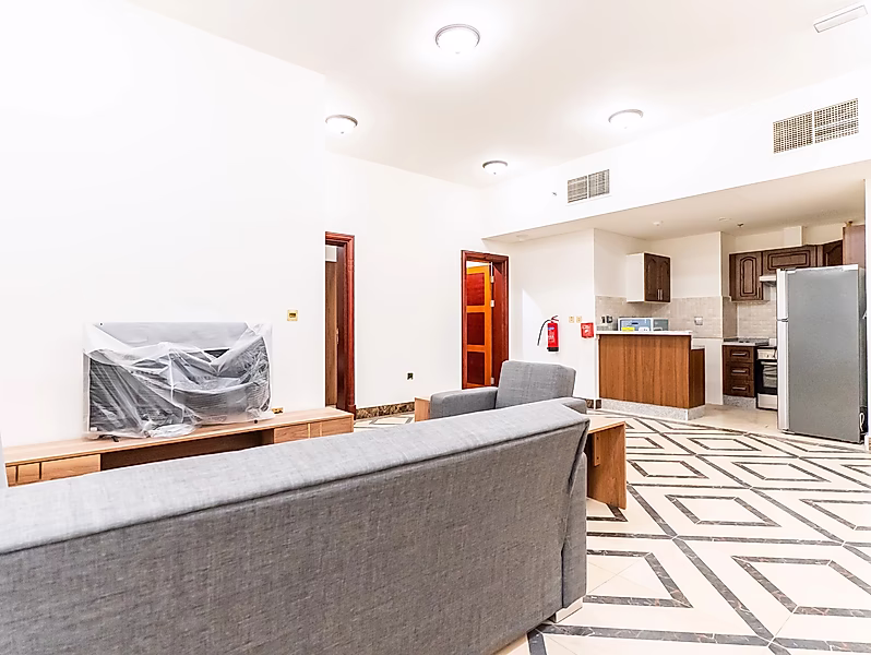 Furnished 2BR with Gym & Pool | Lusail - Photo 3
