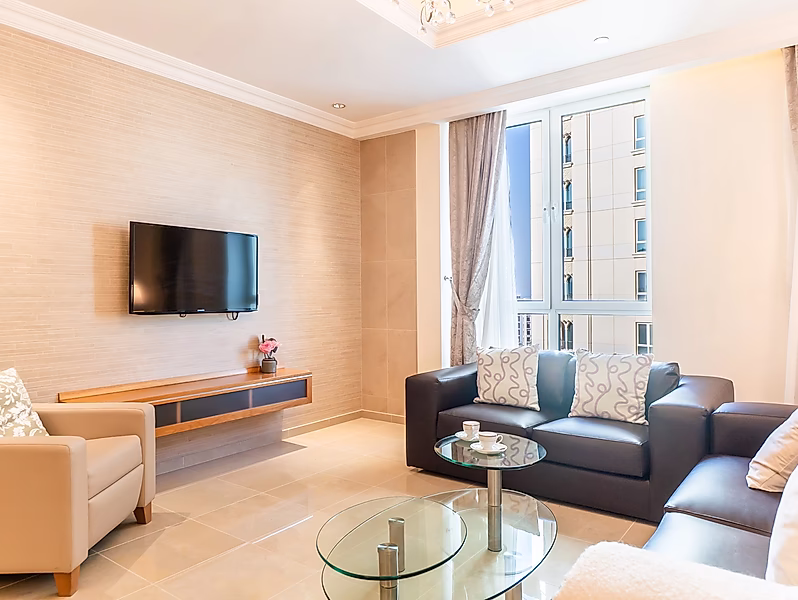 BILLS INCLUDED | FULLY FURNISHED 1BR APARTMENT IN THE PEARL - Photo 1