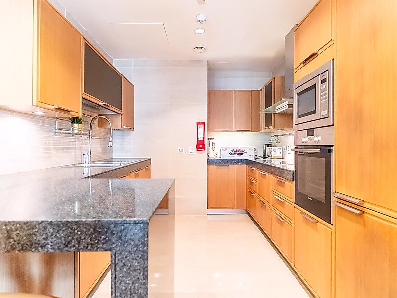 BILLS INCLUDED | FULLY FURNISHED 1BR APARTMENT IN THE PEARL - Photo 6