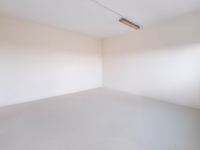 Warehouse for Rent – Ideal for Storage or Industrial Use - Photo 6