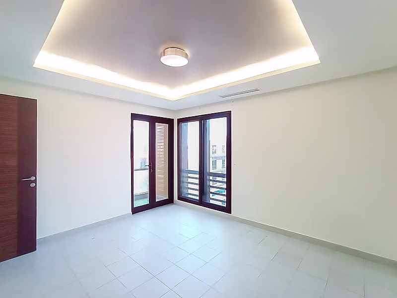 Semi-Furnished 1BR Apartment in Lusail | Qatar Cool Included - Photo 4