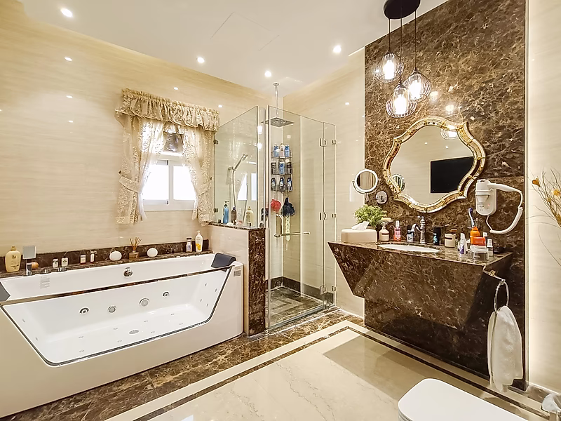 Ultra-Luxury 5-BedroomUltra-Luxury 5BR Villa in Doha — unmatched price for this level of luxury Villa in the Heart of Doha - Photo 7