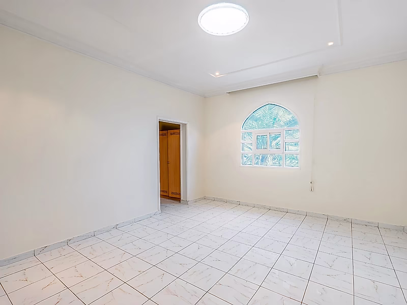 Spacious Standalone Villa for Rent – Prime Location in Onaiza - Photo 6