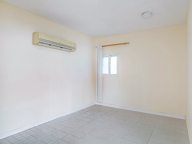 Spacious Standalone Villa for Rent – Prime Location in Onaiza - Photo 10