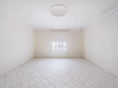 Spacious Standalone Villa for Rent – Prime Location in Onaiza