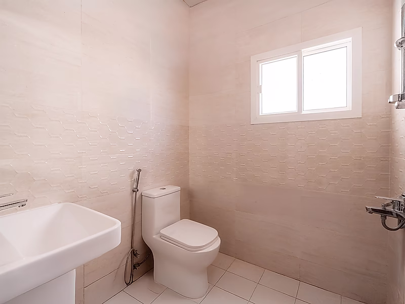 Exclusive Investment Opportunity – 100% Freehold Brand-New Semi Detached Compound Villas in Al Sakhama - Photo 10