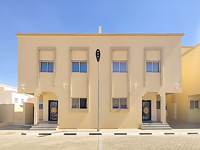 Exclusive Investment Opportunity – 100% Freehold Brand-New Semi Detached Compound Villas in Al Sakhama