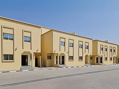 Exclusive Investment Opportunity – 100% Freehold Brand-New Semi Detached Compound Villas in Al Sakhama