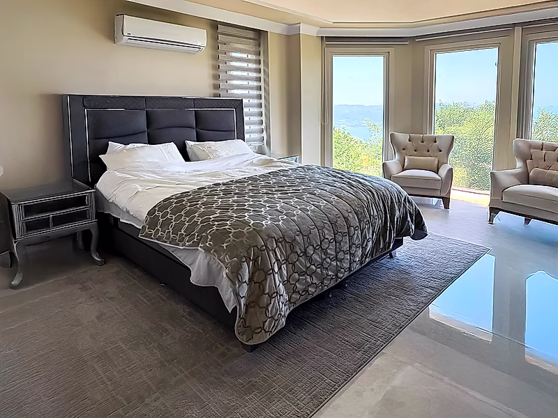 Elegant Glass Duplex Villa | Sea & Nature View | Sapanca Hills, Turkey - Photo 10