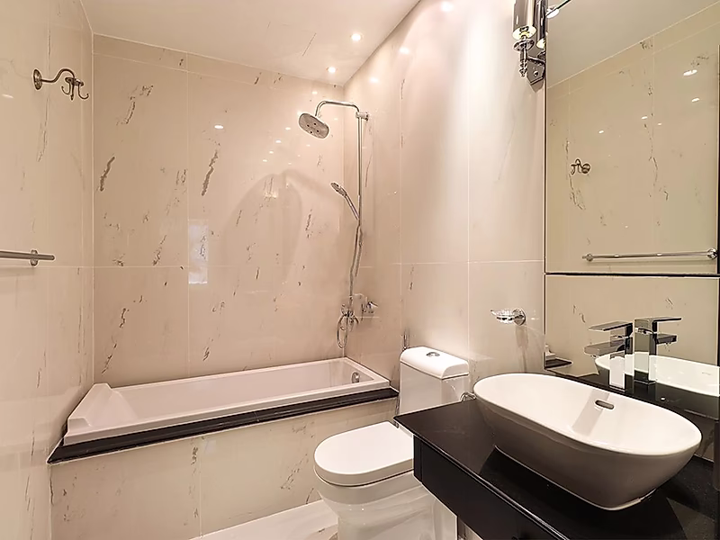 FULL MARINA | RENOVATED 2 BEDROOM TOWNHOUSE | PORTO - Photo 14