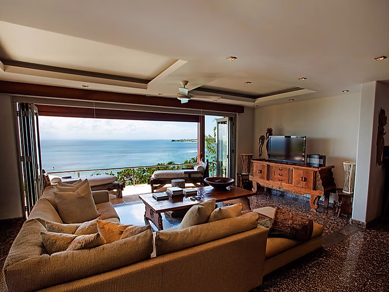 Elegant 6BR Ocean-View Villa in Bali with Private Terraces - Photo 4