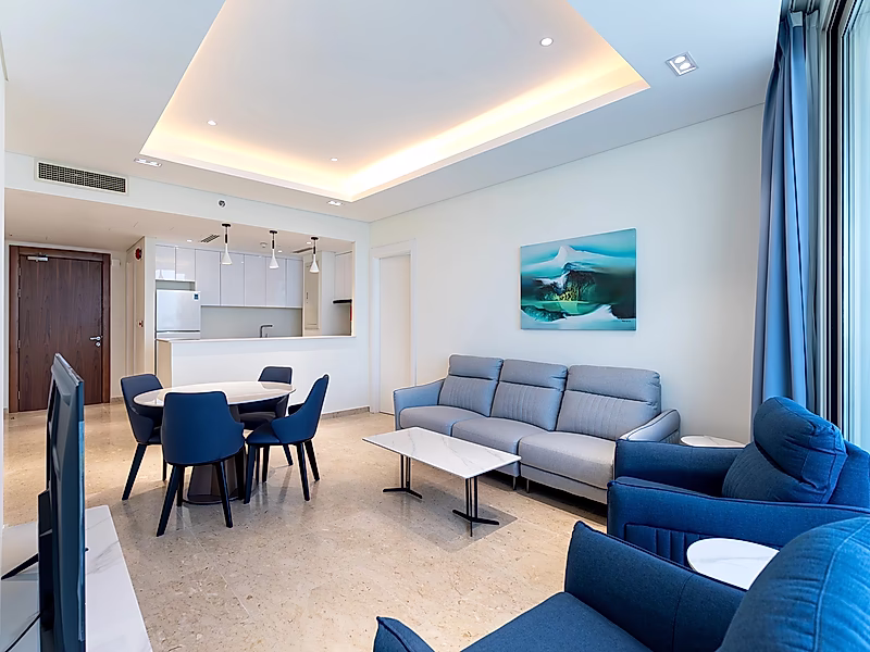 BILLS INCLUDED | FURNISHED 2BR WITH SEA VIEW IN LUSAIL MARINA - Photo 1