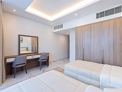 READY FOR OCCUPANCY 2 BEDROOMS SEA & CITY VIEW