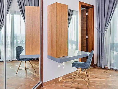 SEMI FURNISHED 2BR APARTMENT IN THE PEARL