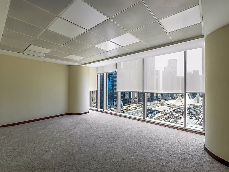 PREMIUM OFFICE FOR RENT IN WEST BAY - GRACE PERIOD - SERVICE CHARGE INCLUDED - Photo 3