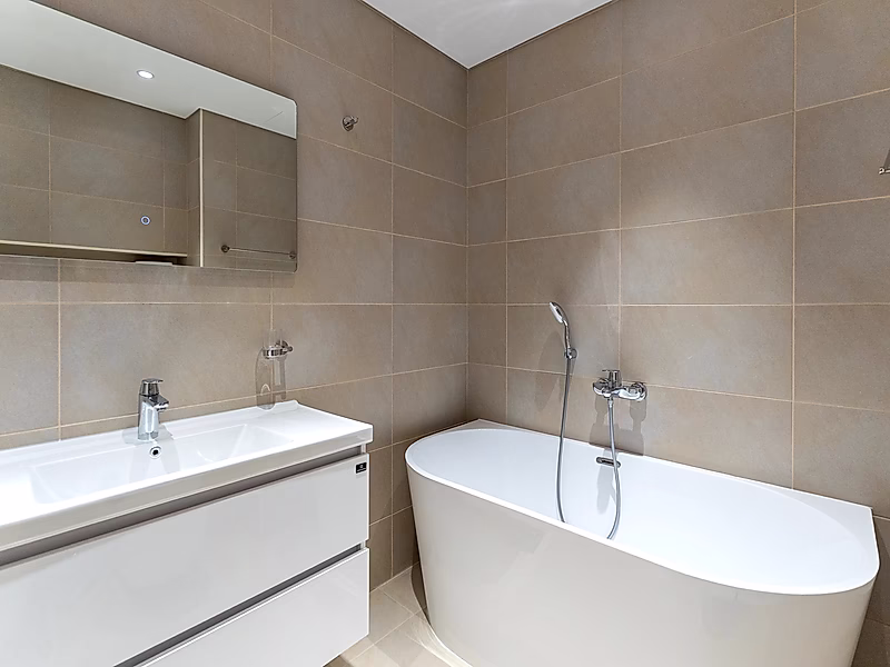 BRAND NEW 2BR APARTMENT IN LUSAIL MARINA | ALL INCLUSIVE - Photo 9