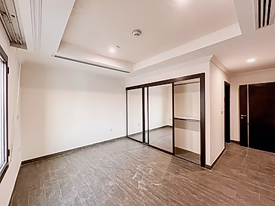 SEMI FURNISHED 1BR APARTMENT IN PORTO ARABIA | BILLS INCLUDED