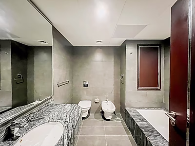 SEMI FURNISHED 1BR APARTMENT IN PORTO ARABIA | BILLS INCLUDED