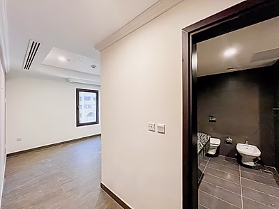 BILLS INCLUDED | SEMI FURNISHED 1BR APARTMENT IN PORTO ARABIA