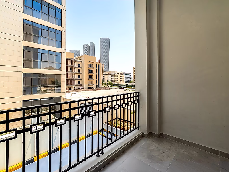 Modern Lusail Homes with Strong Investment Value - Move in ready - Photo 15