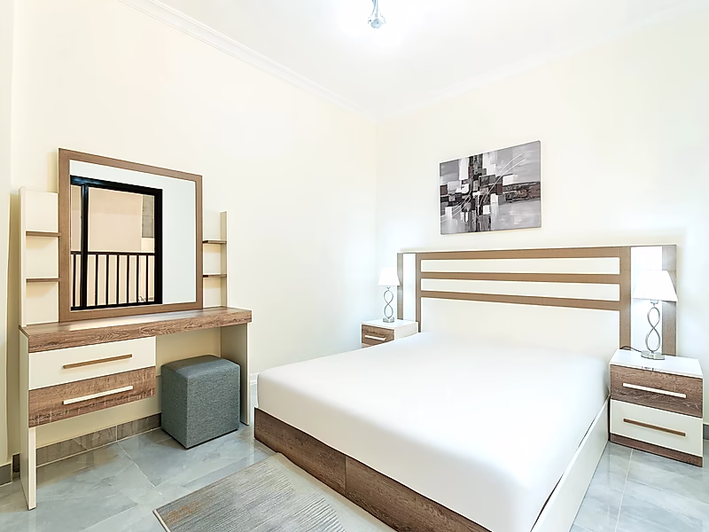 Furnished & Rented 2-Bedroom Freehold Apartment | Gated Community | ROI-Ready Investment - Photo 8