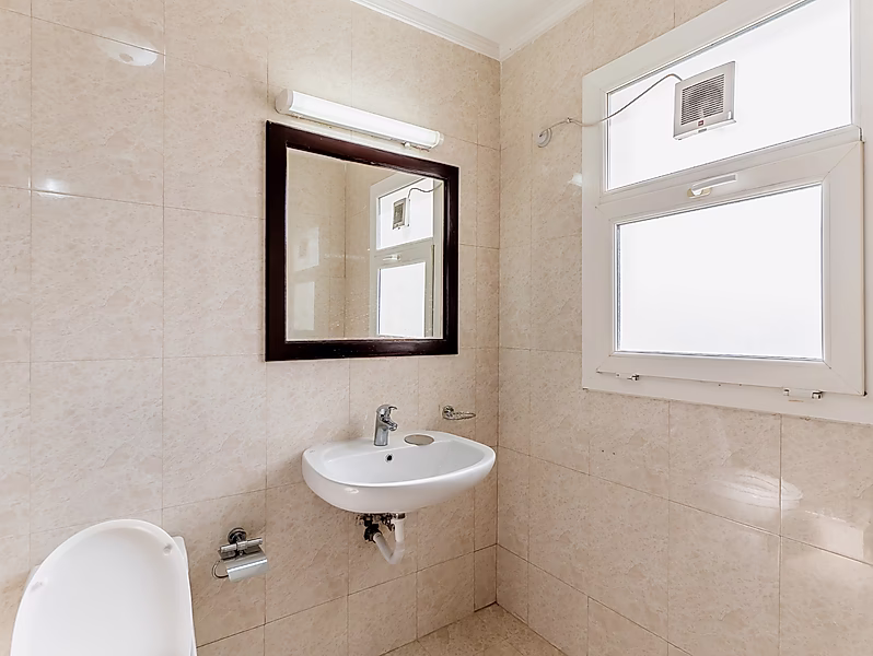 4BR Semi Furnished Villa in a Family Friendly Compound - Photo 20
