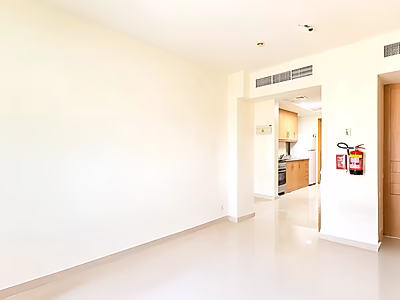 TITLED AND RENTED STUDIO | ROI READY | FOX HILLS