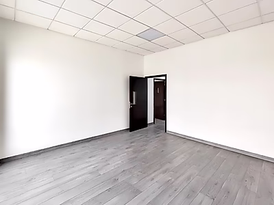 Premium Office Space Available for Rent on Salwa Road – Perfect for Ambitious Businesses