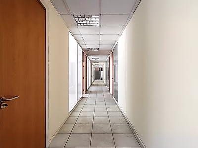 Premium Office for Rent in Musheireb – Central Location, Modern Amenities