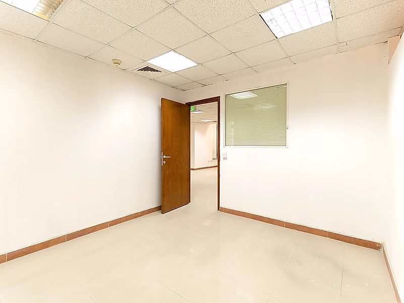 Big Office Space for Rent in Heart of Musheireb - Photo 10