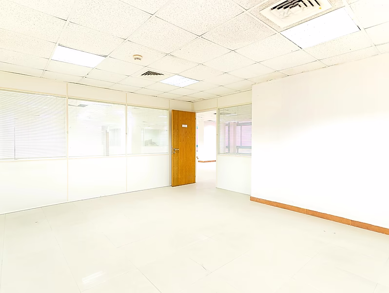 Premium Office Space for Rent in Musheireb – 5 Minutes from Metro Station - Photo 16