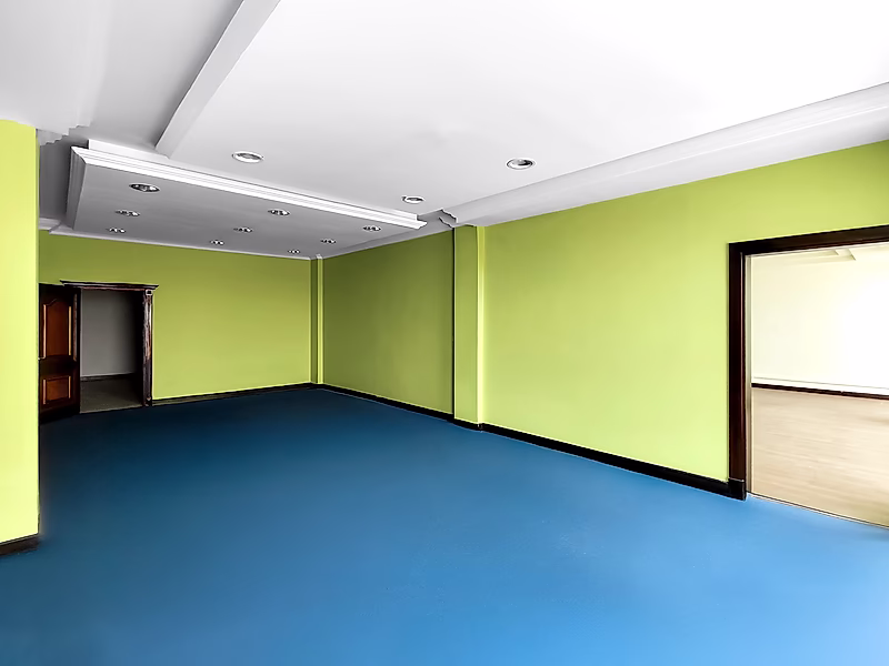 Modern Office Space Available for Rent on Salwa Road – Prime Location, Covered Parking, and Flexible Terms - Photo 2