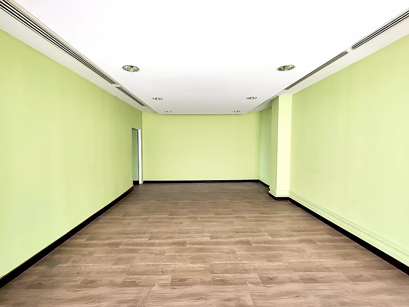 Modern Office Space Available for Rent on Salwa Road – Prime Location, Covered Parking, and Flexible Terms - Photo 7