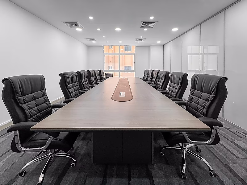 Prime Office in Umm Ghuwailina – Ready to Use! - Photo 2