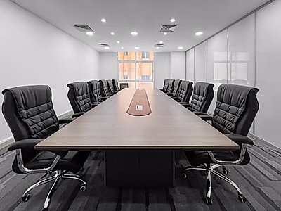 Prime Office in Umm Ghuwailina – Ready to Use!