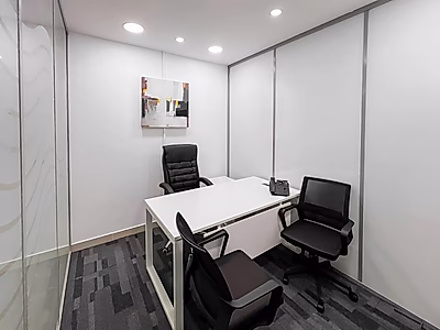 Prime Office in Umm Ghuwailina – Ready to Use!