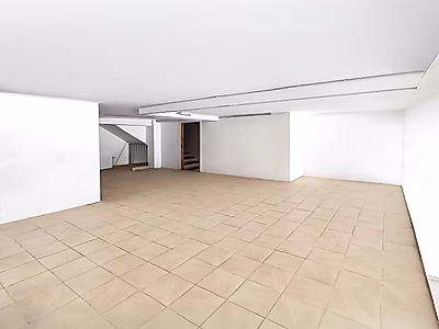 Prime Retail Shop Available on Salwa Road – Ideal for Your Growing Business