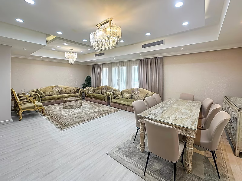 YOUR DREAM 3 + MAID APARTMENT WITH MASSIVE BALCONY & VIEW | SPACIOUS LAYOUT - Photo 1