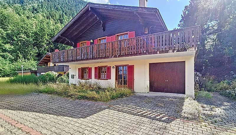 Charming Swiss Chalet with Spectacular Views – Susten, Valais - Photo 2