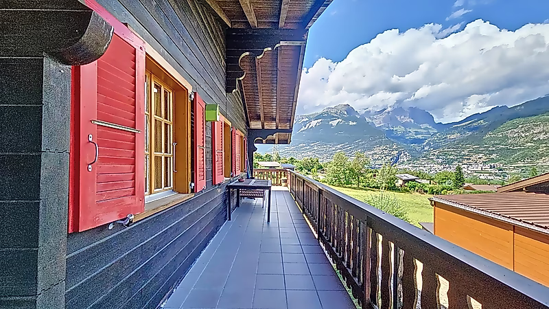 Charming Swiss Chalet with Spectacular Views – Susten, Valais - Photo 3