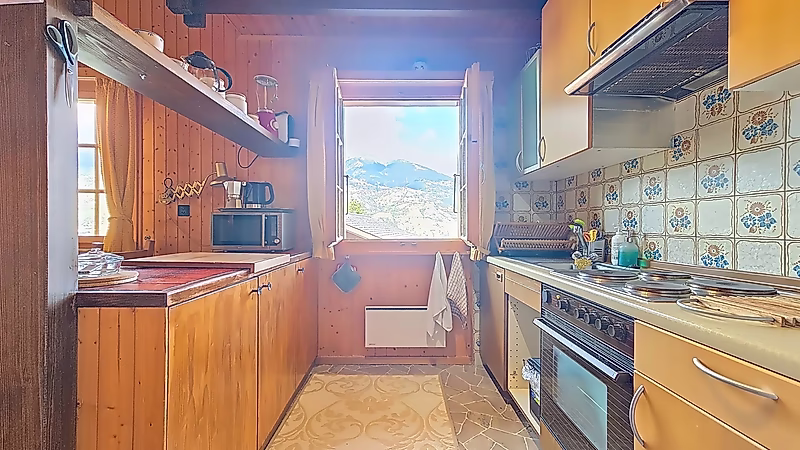 Charming Swiss Chalet with Spectacular Views – Susten, Valais - Photo 10