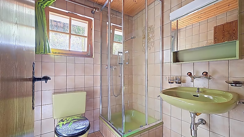 Charming Swiss Chalet with Spectacular Views – Susten, Valais - Photo 20