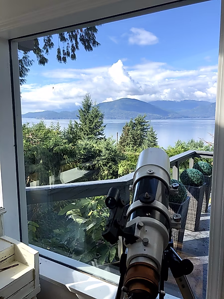 Exclusive 5BR Oceanfront Living in Vancouver, Canada - Photo 2
